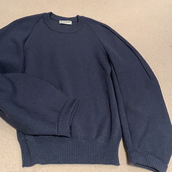 Beautiful navy sweater with balloon sleeves - Picture 4 of 6